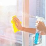 Confier le lavage de vos vitres à un professionnel